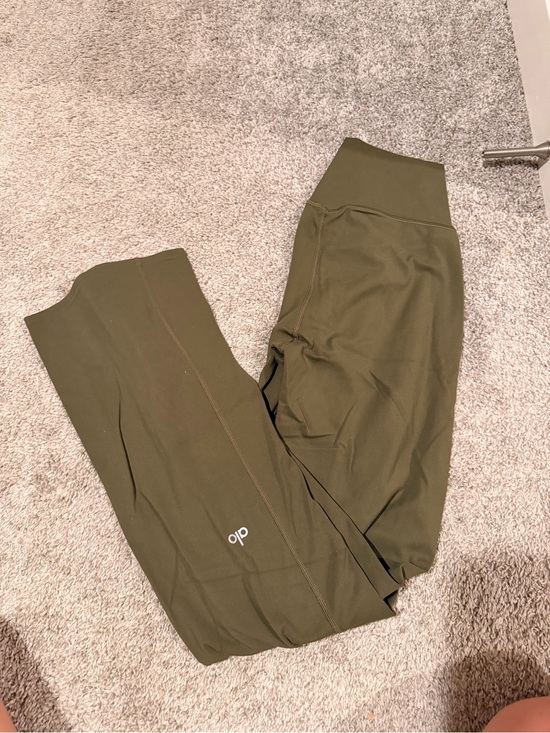 ALO Yoga Pants - ALO Yoga Olive Leggings with Wide Waistband